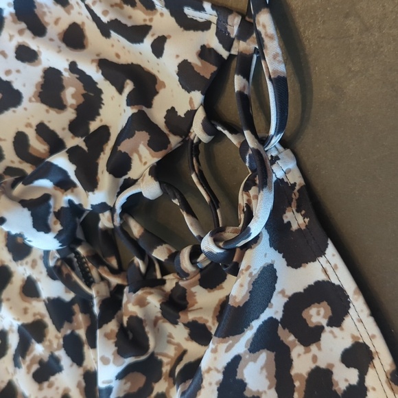 Cheeky bikini - Picture 4 of 5